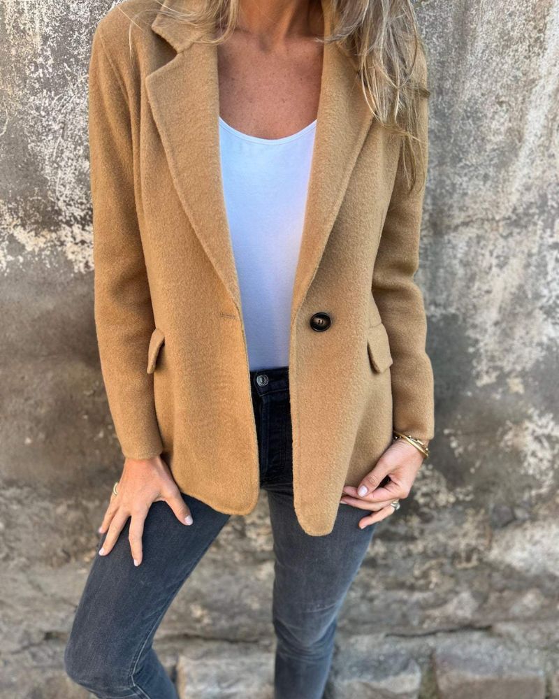 Classic Blazer in Beige & Black – Office, Casual Wear