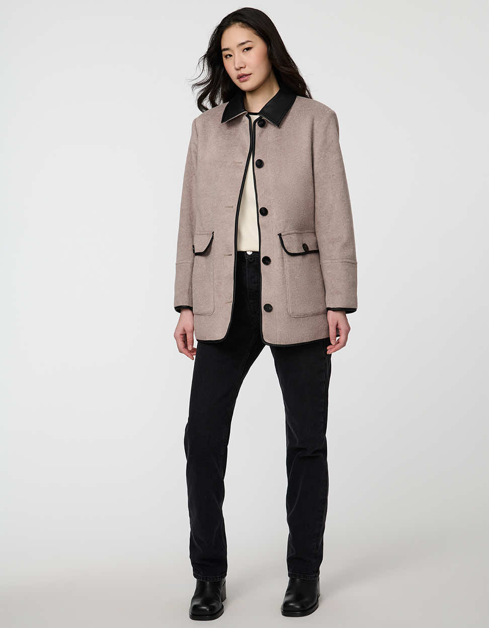 Utility Coat in Soft Fabric with Pockets – Casual, Everyday Wear