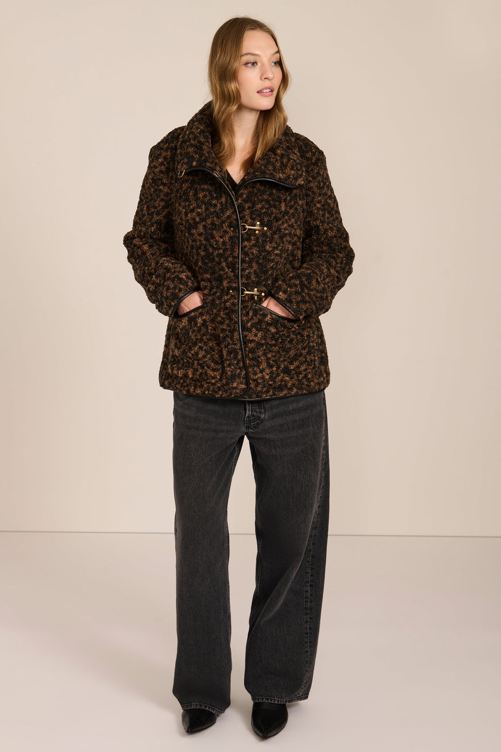 Leopard Fleece Jacket with Toggle Closures – Casual Wear, Winter Layering
