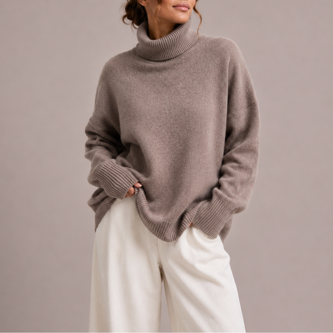 Women's Oversized Turtleneck Sweater – Relaxed Knit Jumper, Casual Style, Everyday Wear