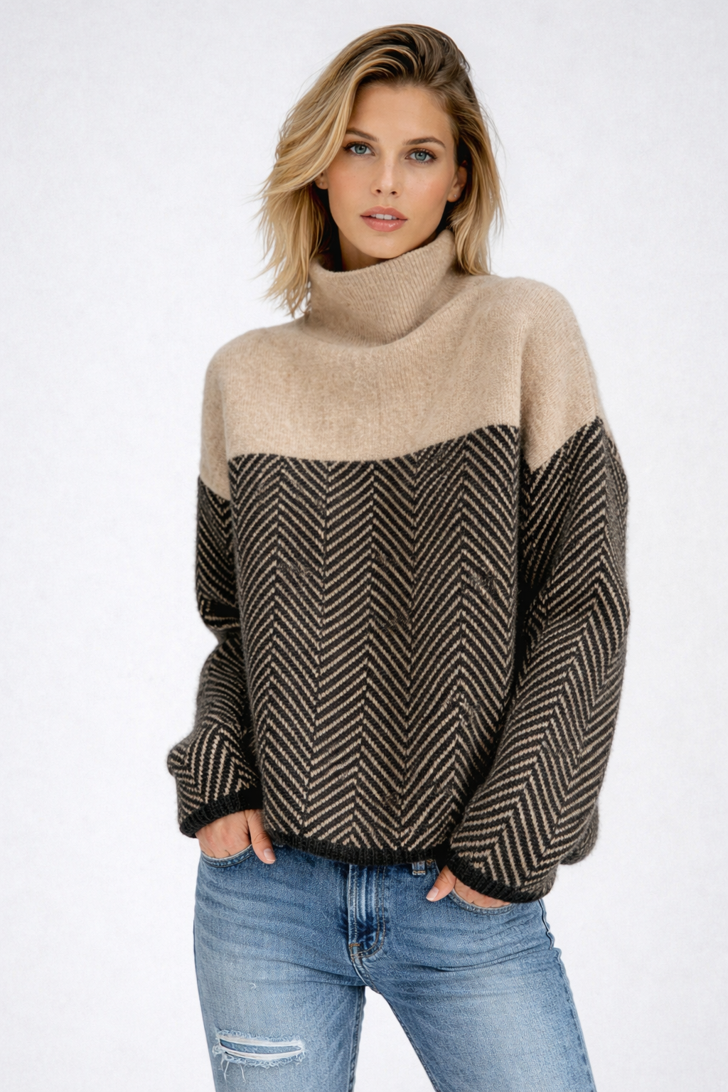 Couture Turtleneck Jumper in Herringbone Pattern – Casual Wear, Everyday Style