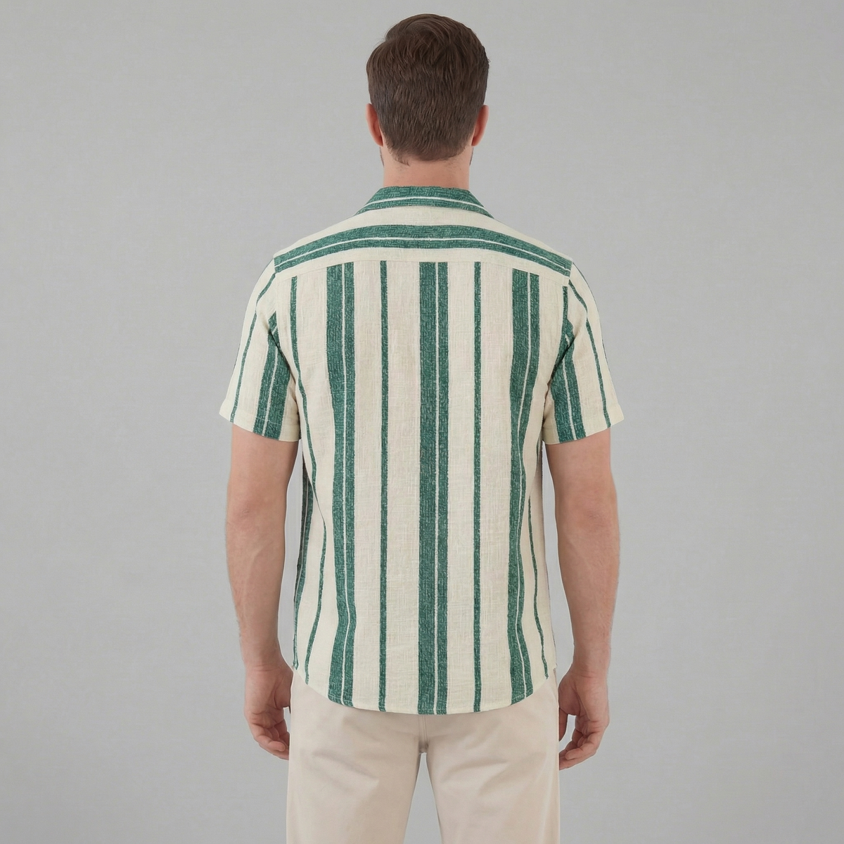 Men's Short Sleeve Cotton Button-Down Shirt for Casual Wear