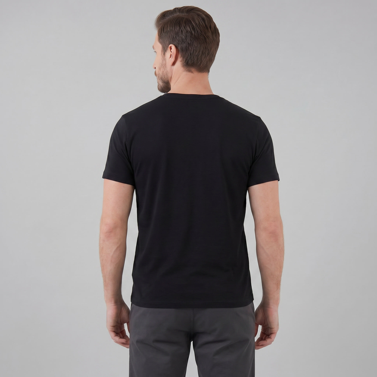 Men's Short Sleeve Cotton Henley Shirt for Casual Wear and Everyday Comfort