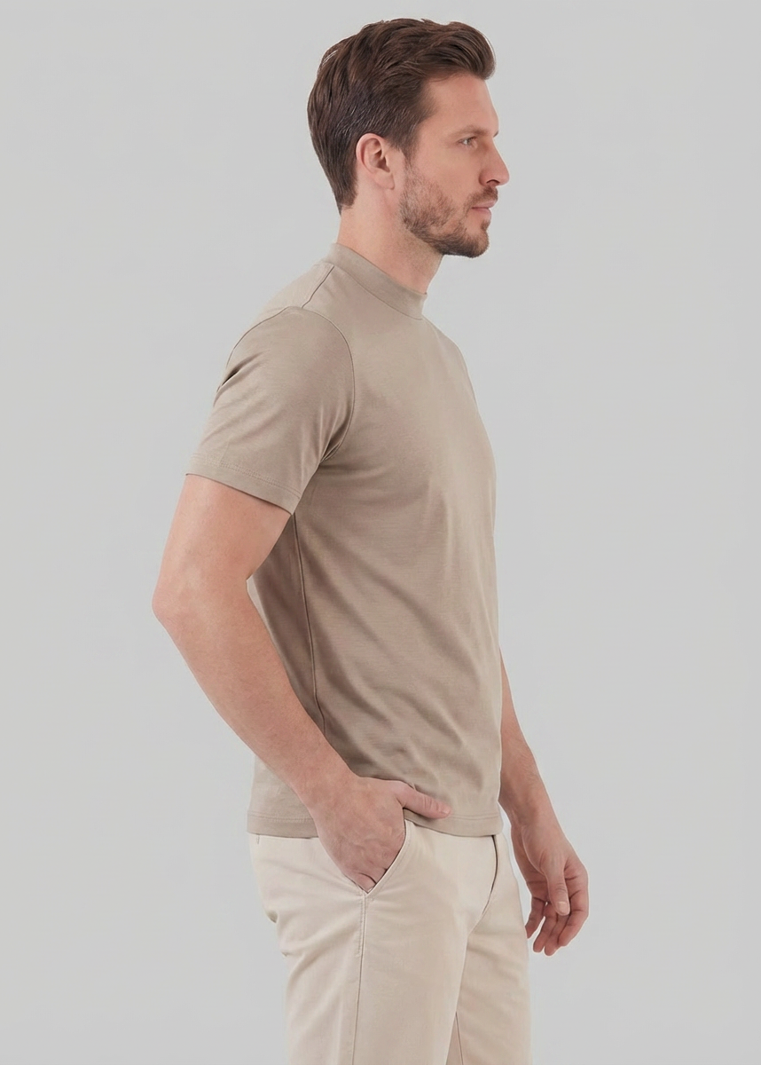 Shiny Men's Crewneck T-Shirt in Soft Fabric for Casual Wear