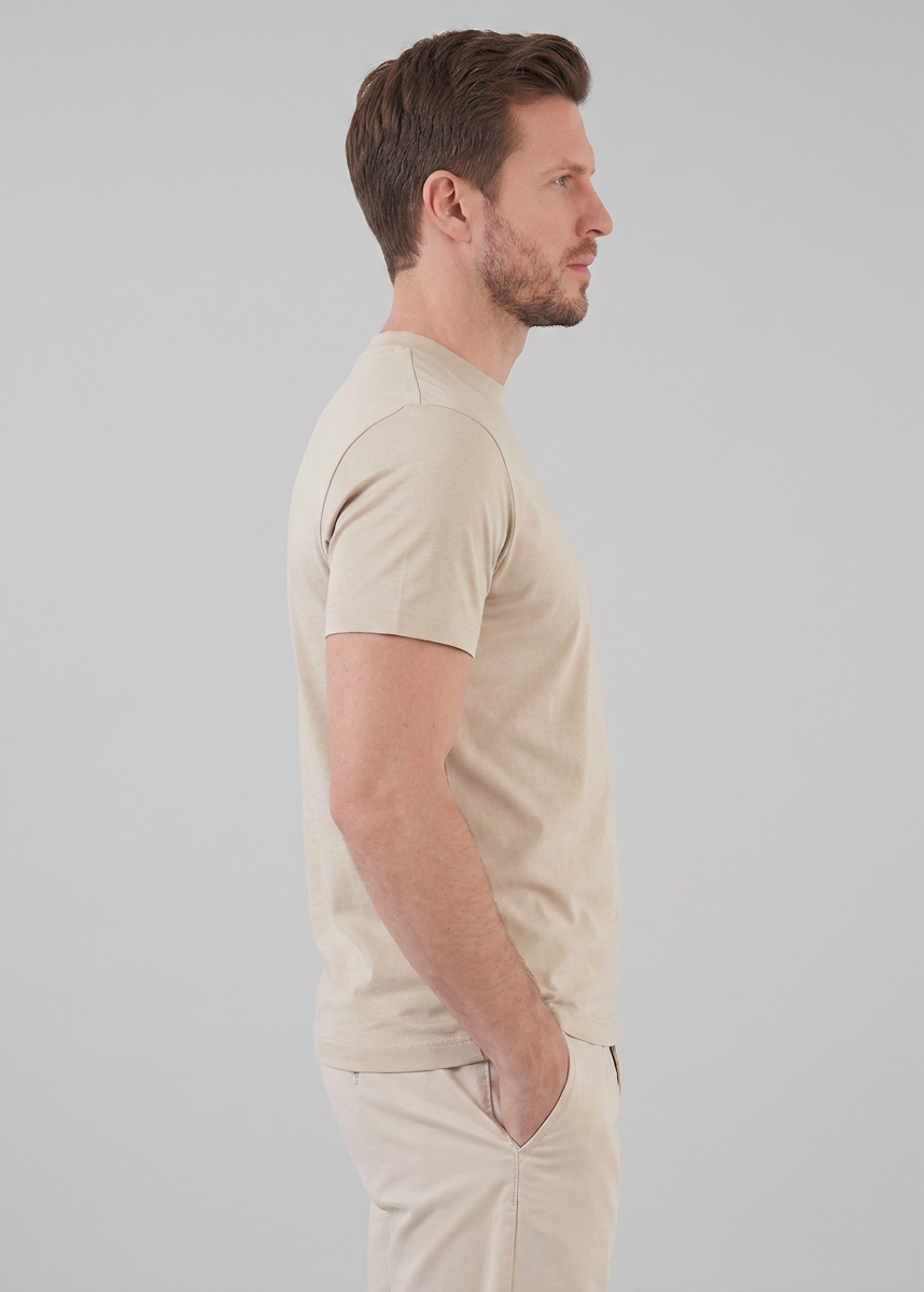 Shiny Men's Crewneck T-Shirt in Soft Fabric for Casual Wear