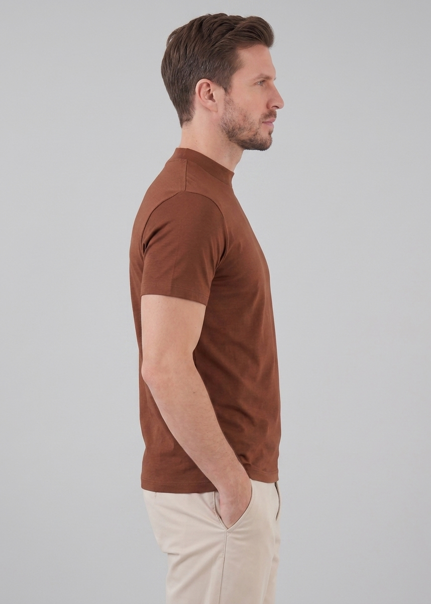 Shiny Men's Crewneck T-Shirt in Soft Fabric for Casual Wear