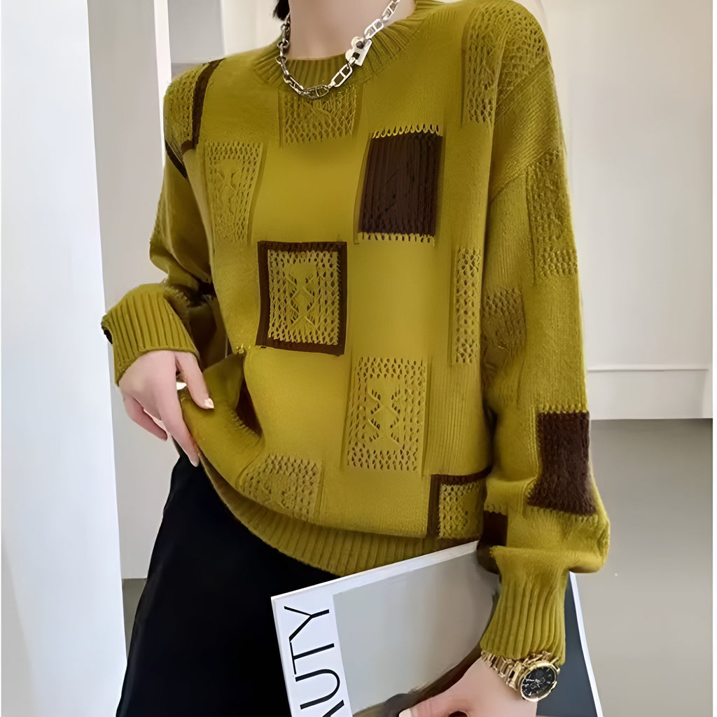 Chunky Knitted Jumper in Cream and Black – Casual Wear, Office Style